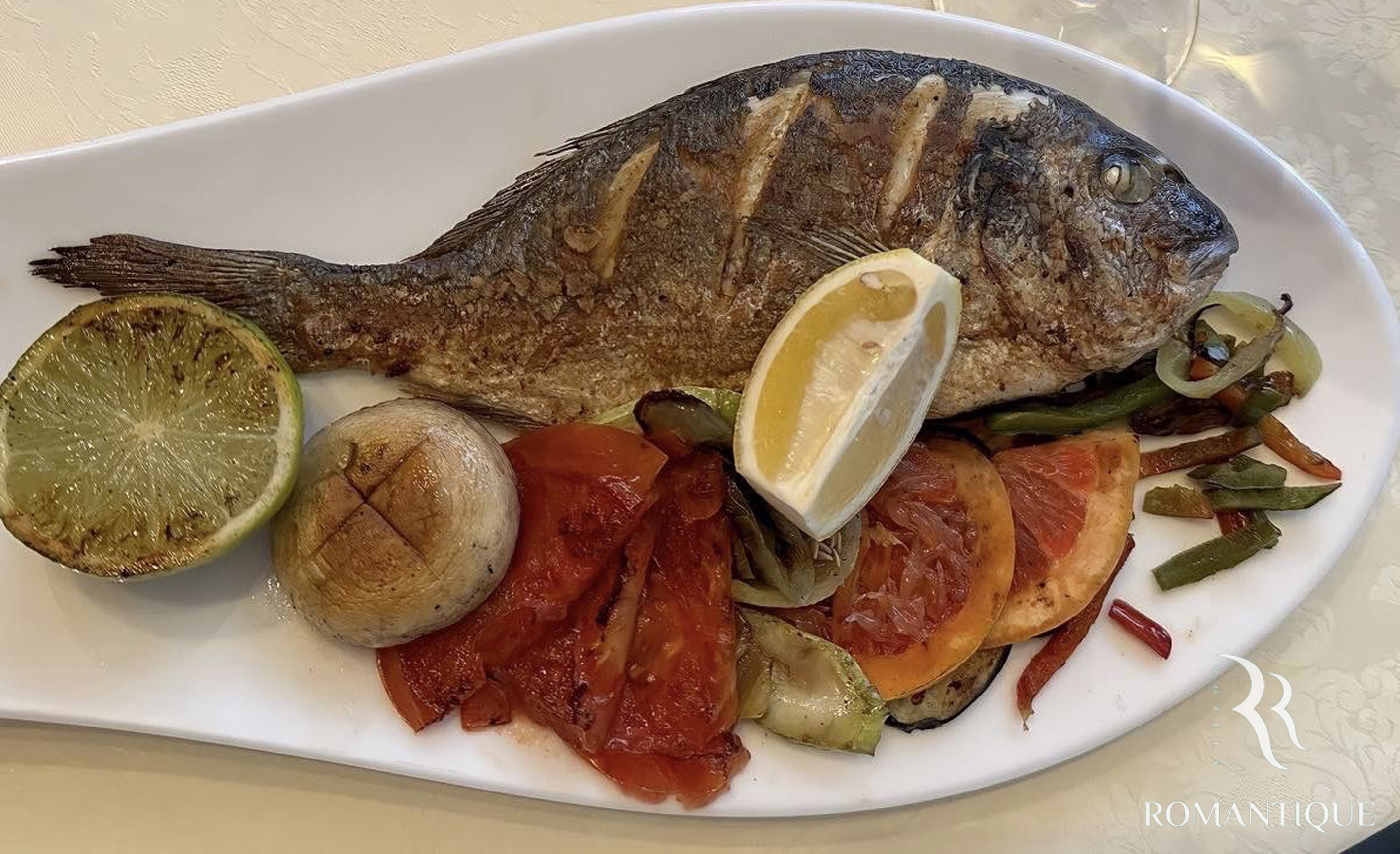 Dining Image 4